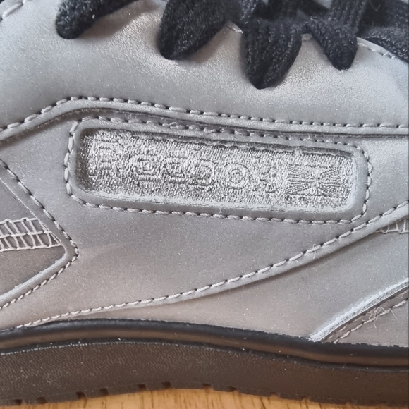 Reebok Silver Running Shoes - Picture 5 of 11